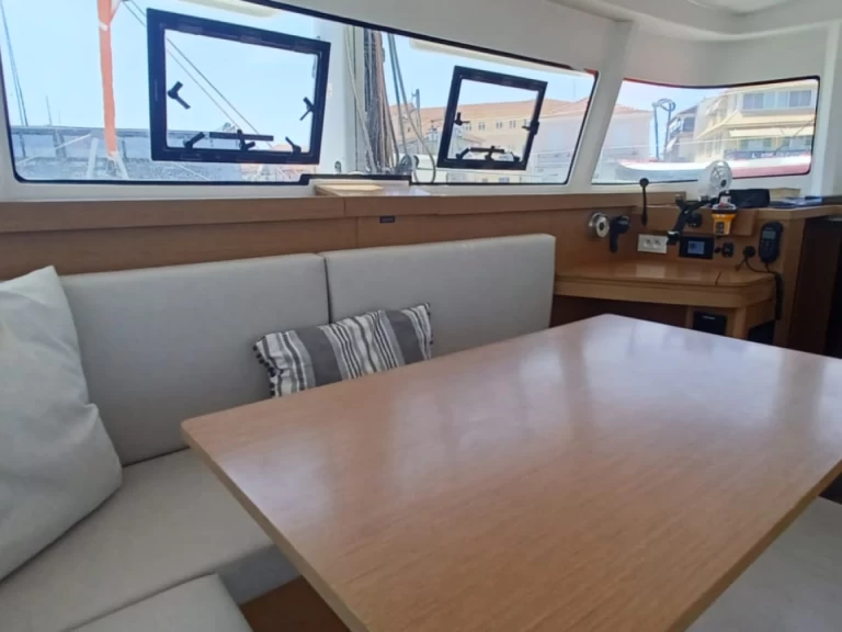 Katamarán k pronájmu v Lefkáda za nejlepší cenu