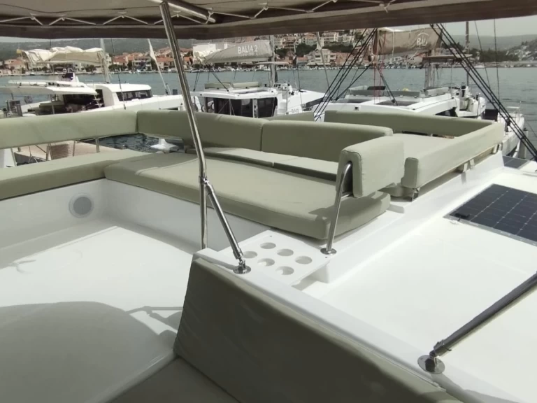 Pronájem jachty v Trogir -Bali Bali 4.4 na Samboatu