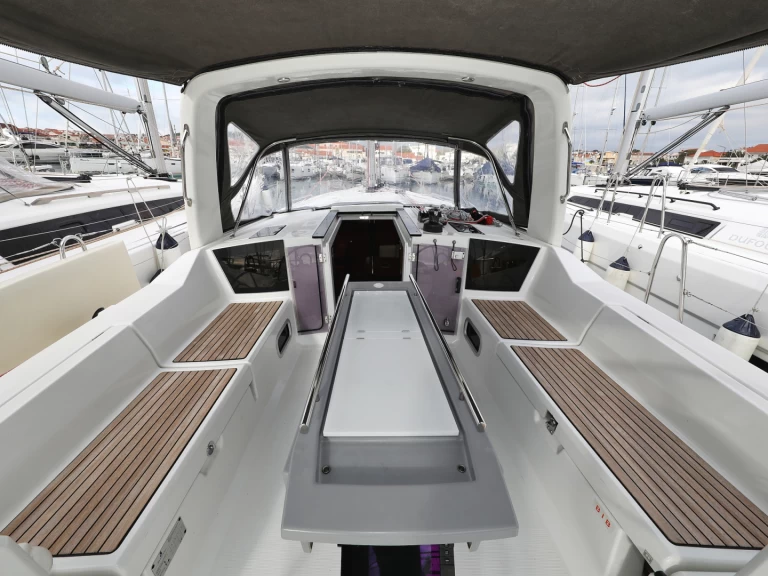 Pronájem lodi Bénéteau Oceanis 41.1 v Šibenik  na Samboatu