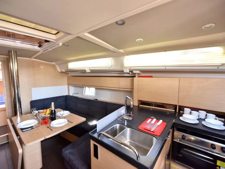 Pronájem lodi Hanse Hanse 418 v Fethiye na Samboatu