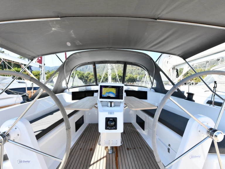 Pronájem lodi Hanse Hanse 418 v Fethiye na Samboatu