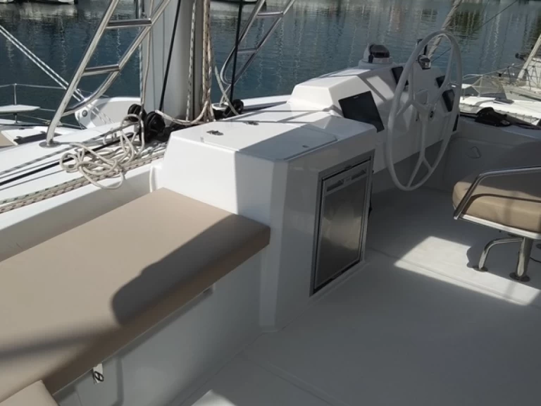 Pronájem lodi Bali Bali 5.4 v Alimos na Samboatu