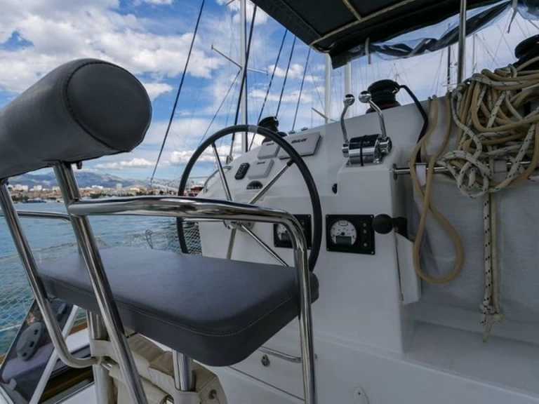 Lagoon Lagoon 400 S2 jednotlivci a charterové společnosti v Kaštela