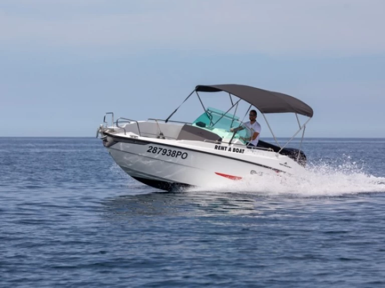 Pronajmout Motorová loď se skipperem či ne Northmaster v Poreč