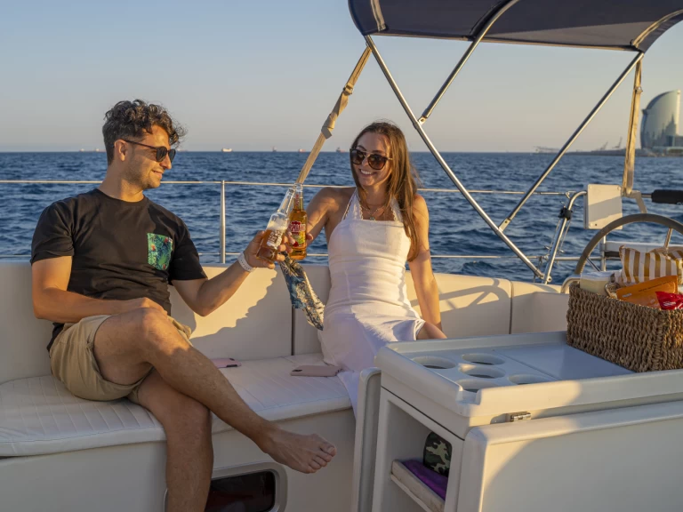 Pronájem lodi NAVAL ROO 400 RONAUTICA v Barcelona na Samboatu