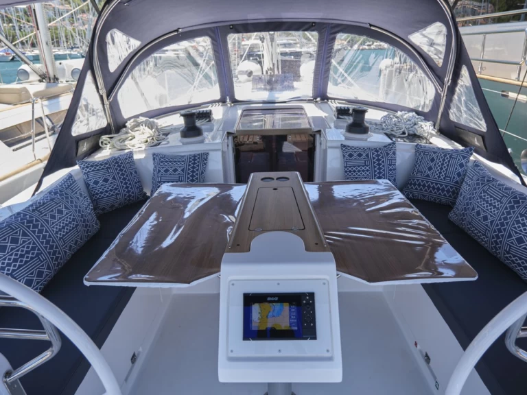 Pronájem lodi Bavaria Bavaria C42 v Fethiye na Samboatu