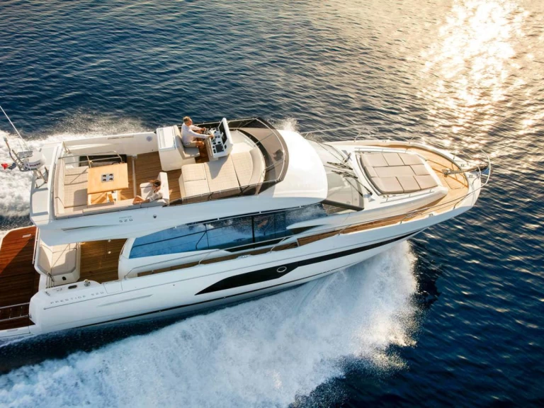 Pronájem lodi Prestige Prestige 520 v Cannes na Samboatu