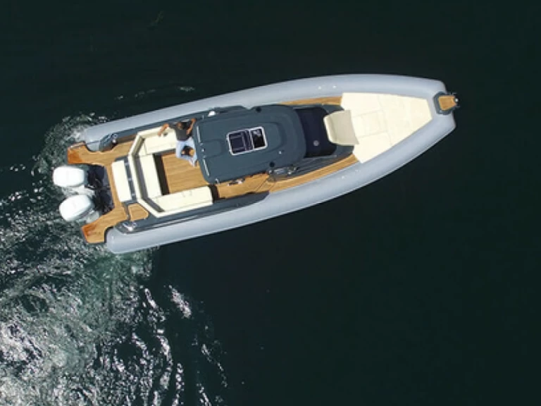 Pronajmout si Joker Boat clubman 35 v Port du Lavandou