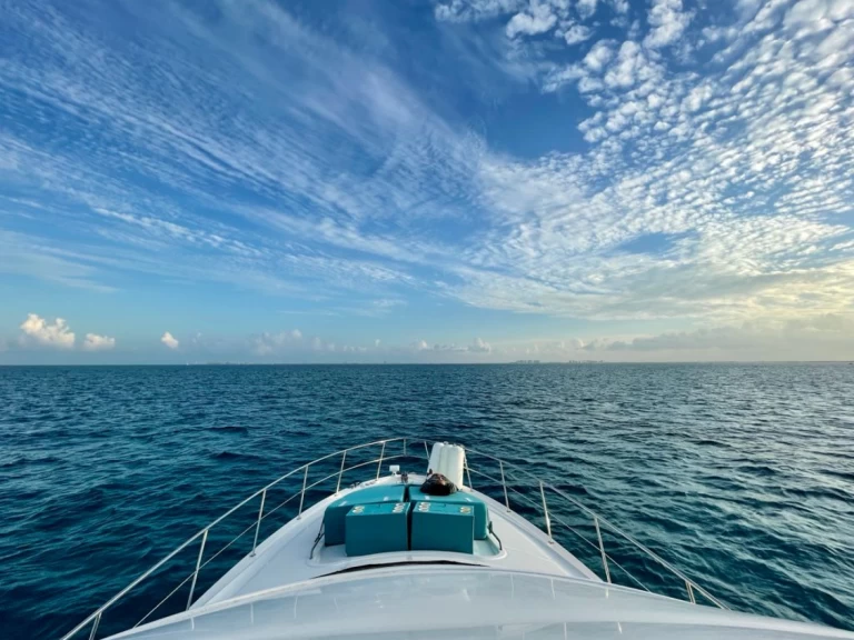 Pronájem Jachta Sea Ray s licencí