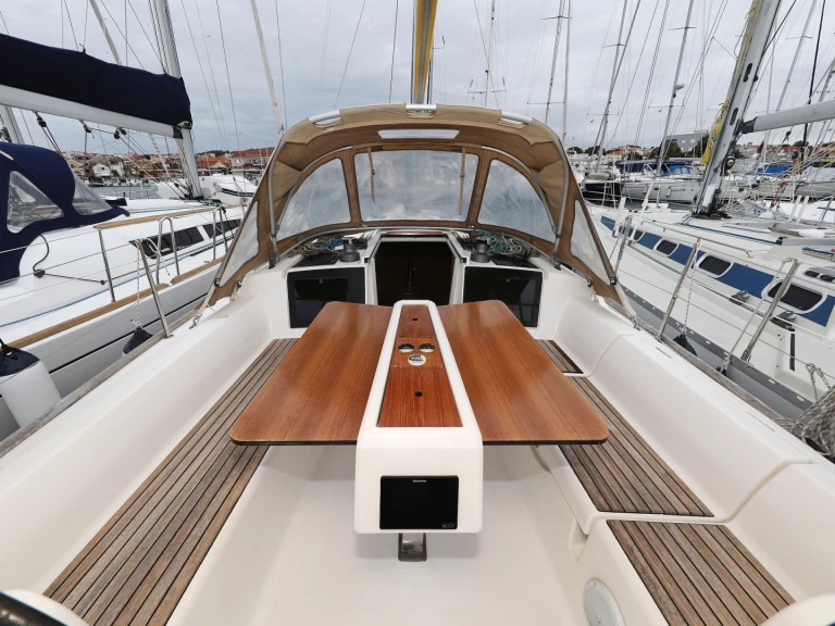 Pronájem Plachetnice v Šibenik  -Dufour Dufour 350 Grand Large