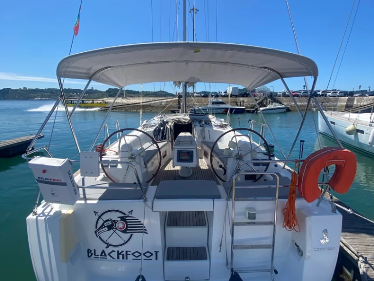 Pronájem Plachetnice Bénéteau s licencí