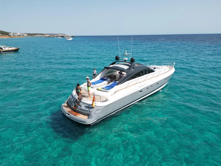 Pronajmout si Princess V65 v Mahon