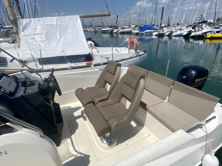 Pronájem Motorová loď v La Rochelle -Quicksilver Activ 675 Open