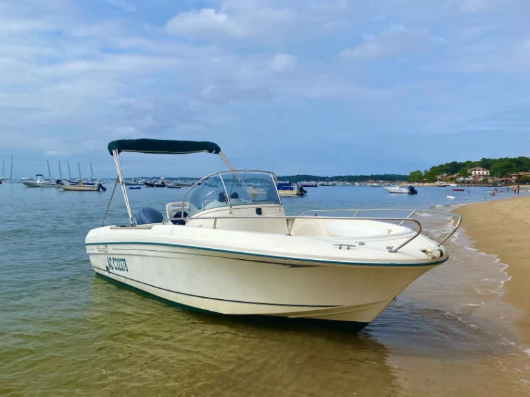 Pronájem lodi Jeanneau Cap Camarat 625 v Lège-Cap-Ferret na Samboatu