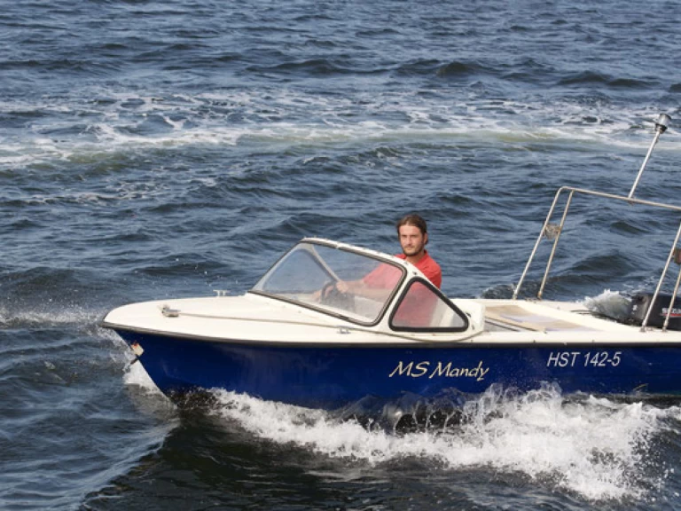 Trainer 1 jednotlivci a charterové společnosti v Rostock