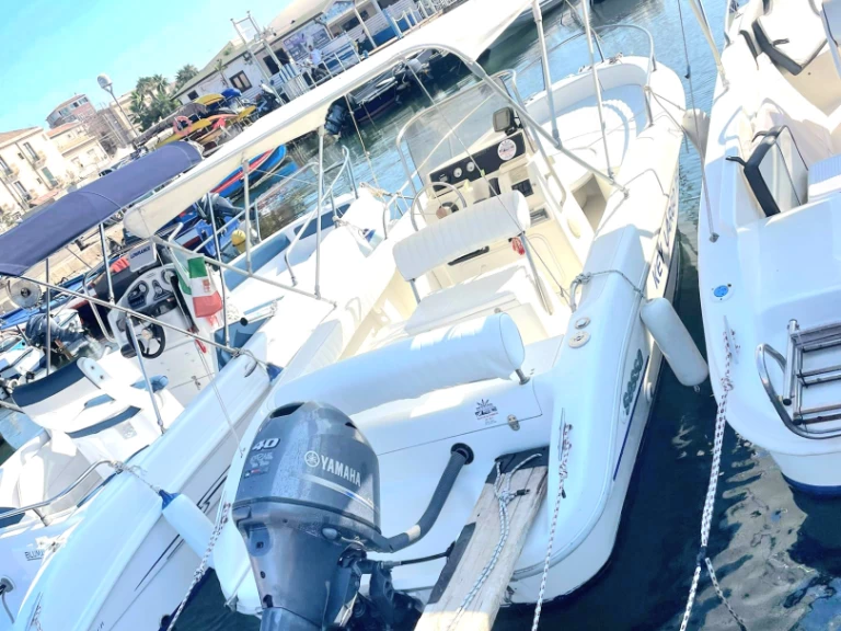Pronájem Motorová loď v La Spezia -Sessa Marine Key Largo 19