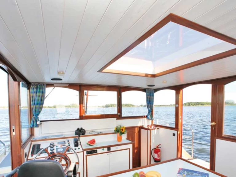 Pronájem Říční loď  s licencí