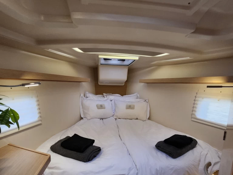 Pronajmout Plachetnice se skipperem či ne Hanse v Nidri