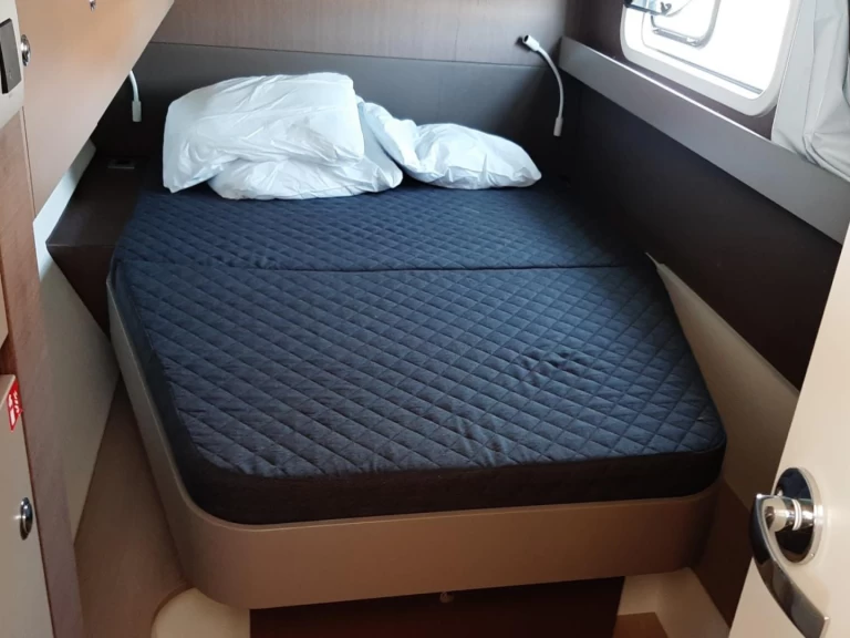 Katamarán k pronájmu v Bormes-les-Mimosas za nejlepší cenu