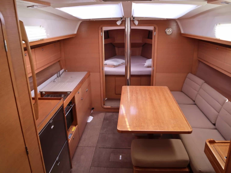 Pronájem Plachetnice v Alimos -Dufour Dufour 382 Grand Large