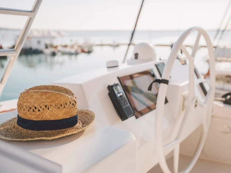 Pronájem lodi Bali Bali 5.4 v Salerno na Samboatu