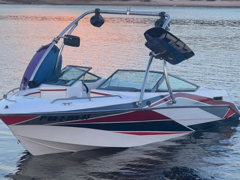 Pronajmout si Régal Valenti 190 v Abejar