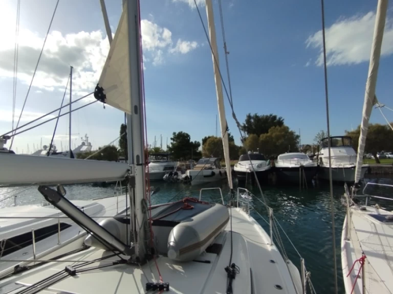 Pronájem Plachetnice Bénéteau s licencí