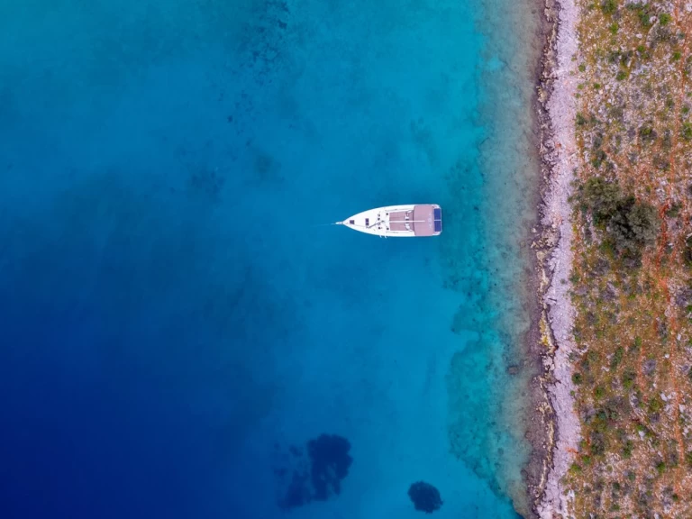 Pronajmout Plachetnice se skipperem či ne Jeanneau v Kaş