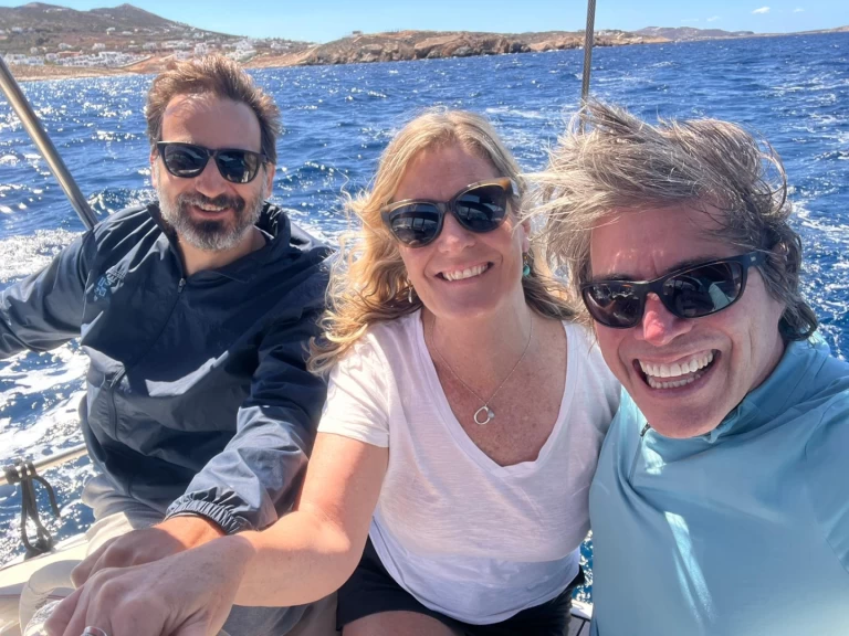 Pronajmout Plachetnice se skipperem či ne Dufour v Parikia