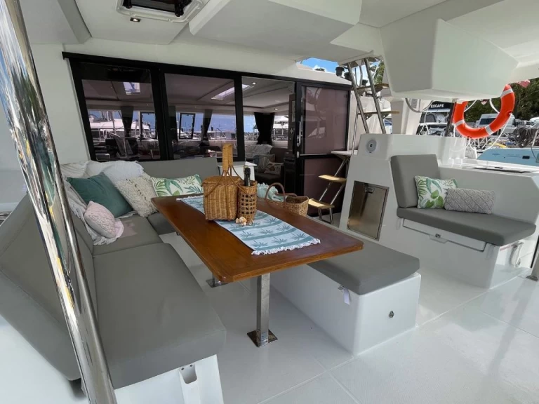 Pronájem jachty v Airlie Beach -Fountaine Pajot Saona 47 na Samboatu