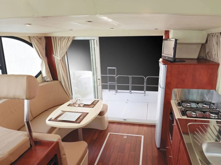 Pronajmout si Estivale Quattro B v Joigny