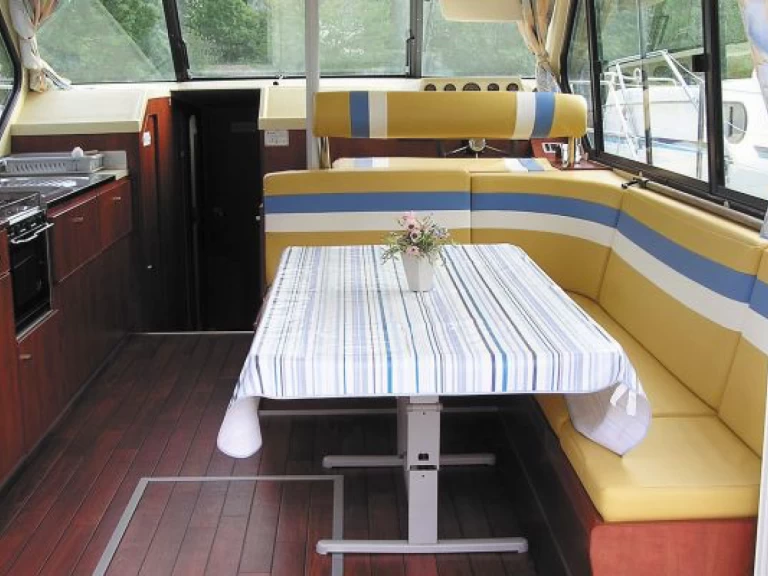 Pronájem lodi Sedan 1310 v Joigny na Samboatu