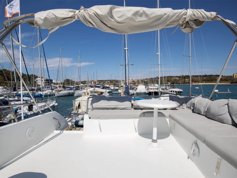 Fountaine Pajot Fountaine Pajot MY 37 jednotlivci a charterové společnosti v Pomer