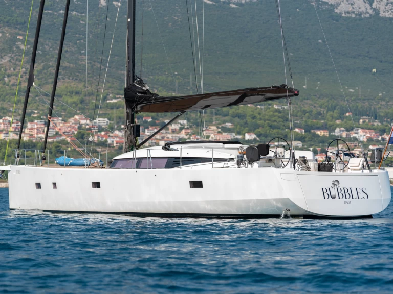 Pronajmout si Cnb-Yachts CNB 76 v Kaštela