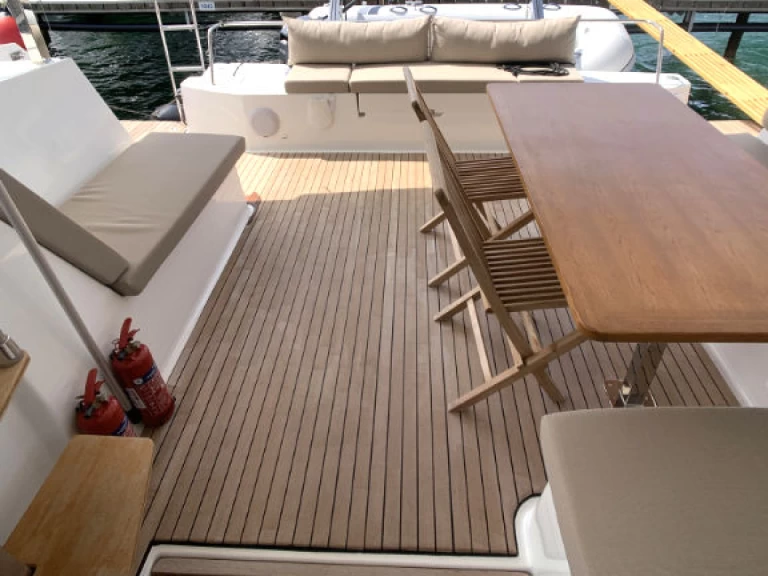 Pronájem Katamarán v Rogoznica -Fountaine Pajot Lucia 40