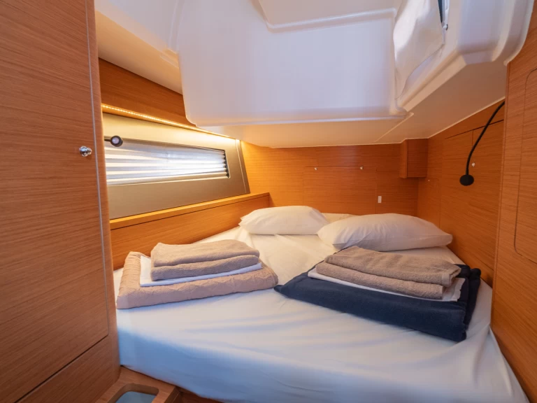 Plachetnice k pronájmu v Skradin za nejlepší cenu