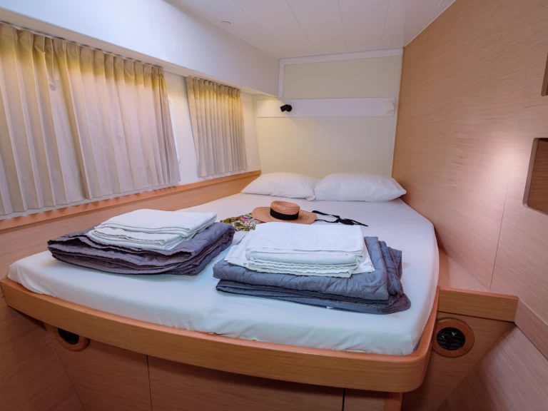 Lagoon Lagoon 42 jednotlivci a charterové společnosti v Kos