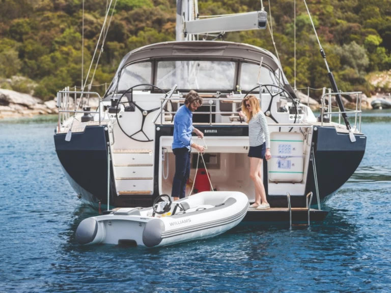 Pronajmout Plachetnice se skipperem či ne Bavaria v Pula