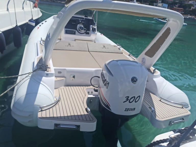 icon 28s jednotlivci a charterové společnosti v Palermo