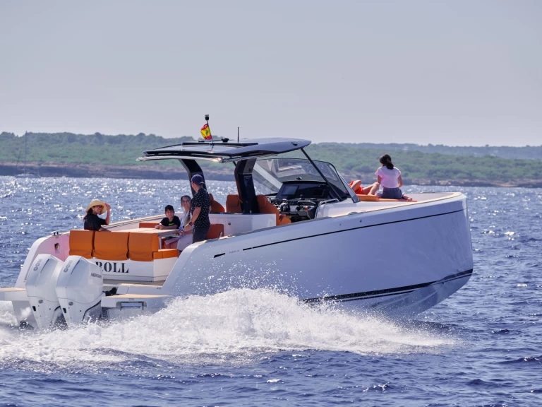 Pronajmout si Pardo Yachts Pardo 38 v Ibiza Town