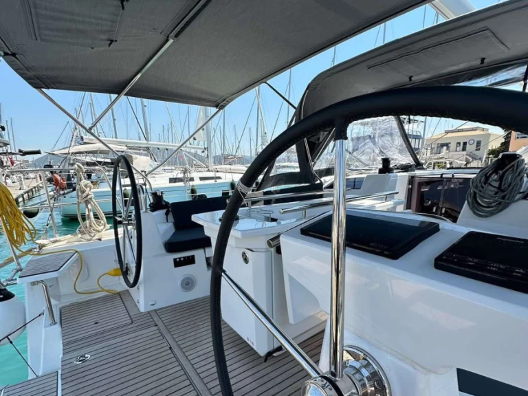 Plachetnice k pronájmu v Lefkáda za nejlepší cenu