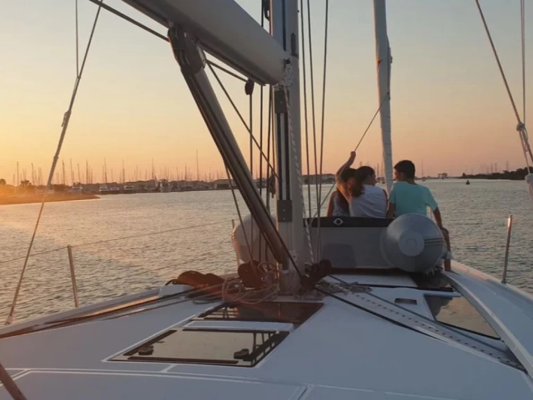 Bénéteau Oceanis 46.1 jednotlivci a charterové společnosti v Preveza