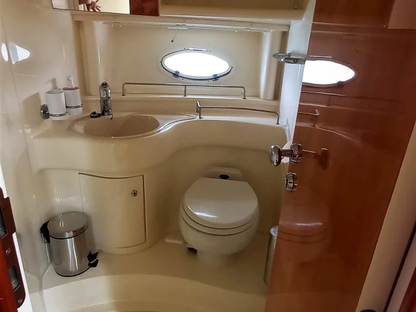 Pronajmout Jachta se skipperem či ne Azimut v Šared