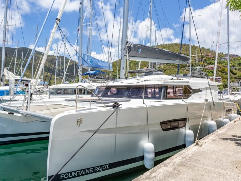 Pronájem Katamarán v Road Town -Fountaine Pajot Elba 45