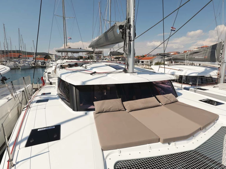 Fountaine Pajot Lucia 40 jednotlivci a charterové společnosti v Murter-Kornati