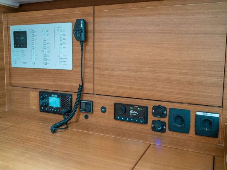 Pronájem Plachetnice v Šibenik  -Elan Impression 45.1