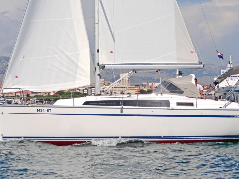 Pronájem Plachetnice v Split -Bavaria Cruiser 34