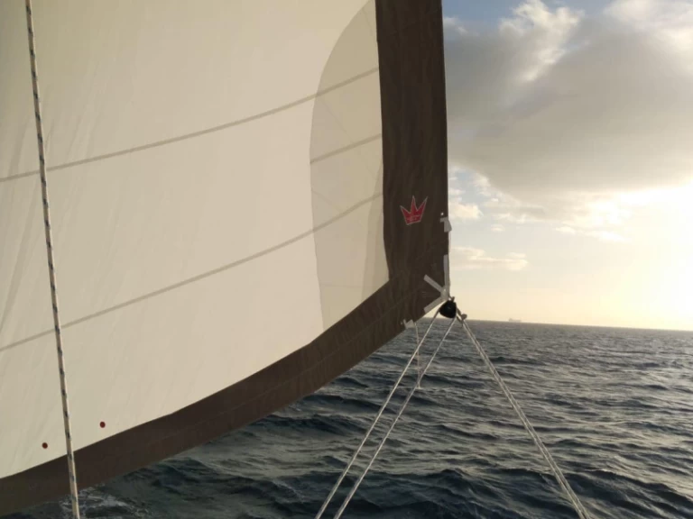 Pronájem jachty v Cannes -Bali Bali 4.6 na Samboatu