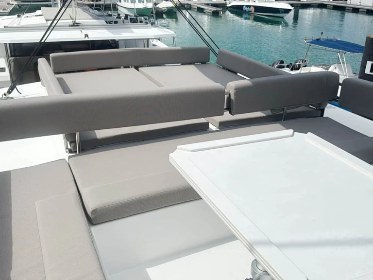 Pronájem Katamarán v Eden Island -Bali Bali 4.4