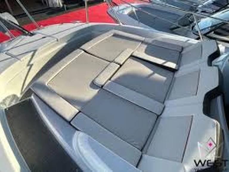 Pronájem Motorová loď v Makarska -Jeanneau Cap Camarat 9.0 WA